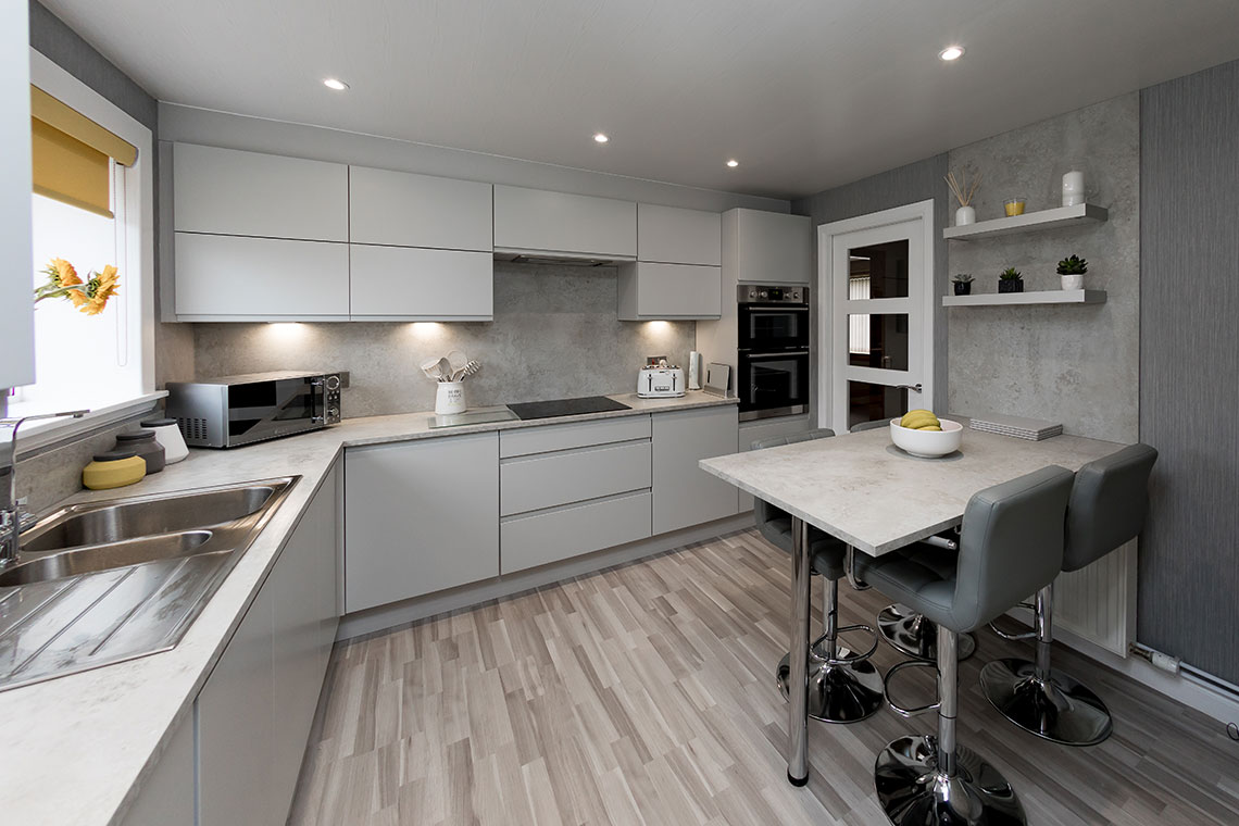 light grey matt kitchen